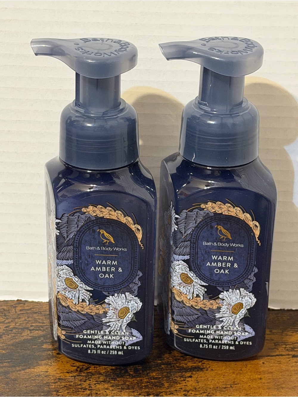 2 Bath & Body Works Warm Amber & Oak Foaming Hand Soaps New, Amber, Vanilla, Oak